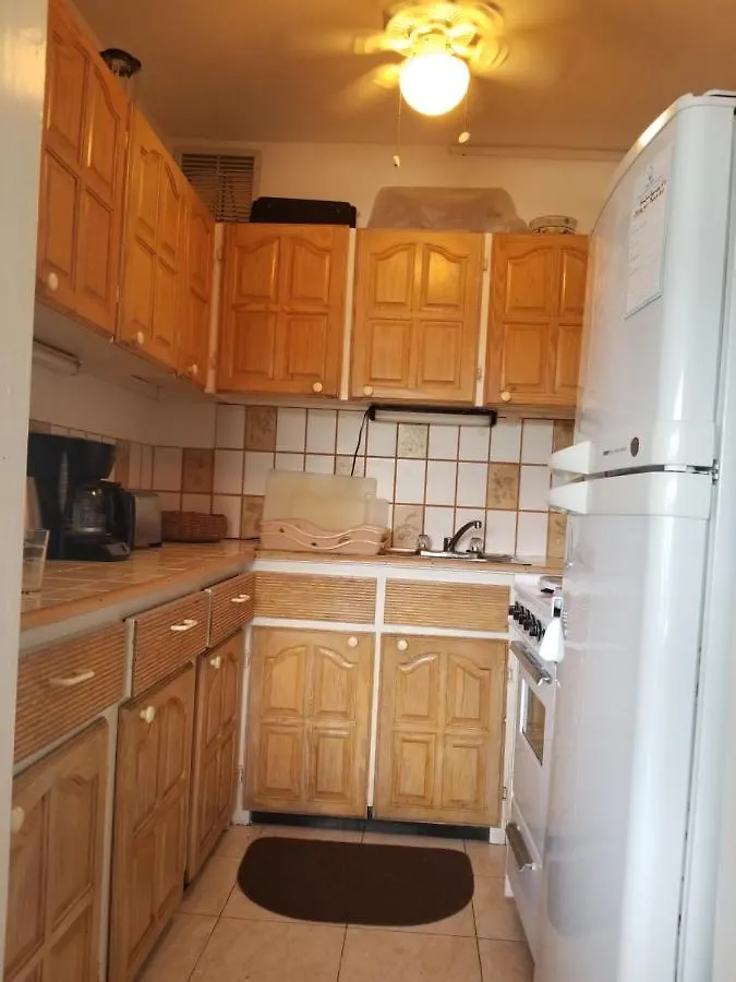 212 Goldenview Apartment Saint James